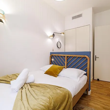 Apartment Chic & Cozy 2 Bdr Heart Of The Old Town