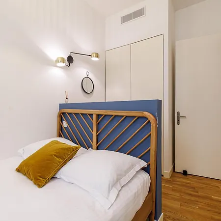 Apartment Chic & Cozy 2 Bdr Heart Of The Old Town *